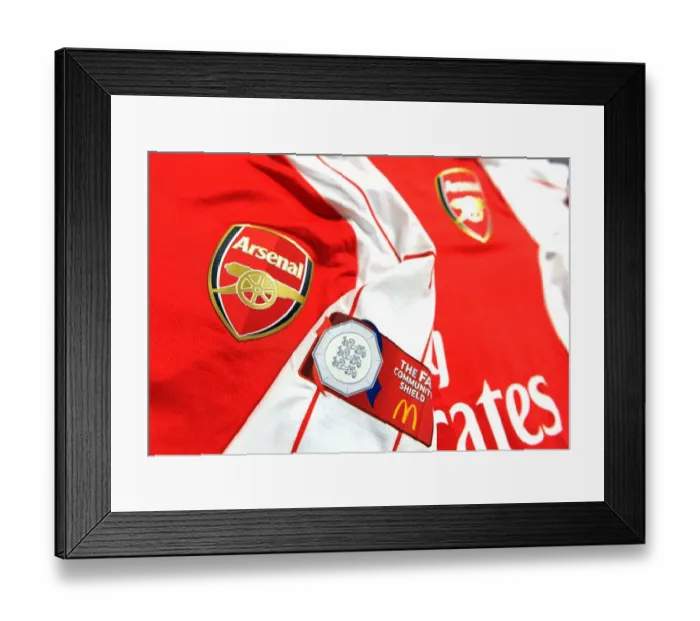 Framed Print : Arsenal Football Club: Preparing for Battle in the Community Shield (2015-16) Framed Print : Arsenal Football Club: Preparing for Battle in the Community Shield (2015-16)