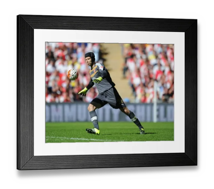 Framed Print : Arsenal's Petr Cech in Action: Arsenal vs. Chelsea - FA Community Shield 2015-16 Framed Print : Arsenal's Petr Cech in Action: Arsenal vs. Chelsea - FA Community Shield 2015-16