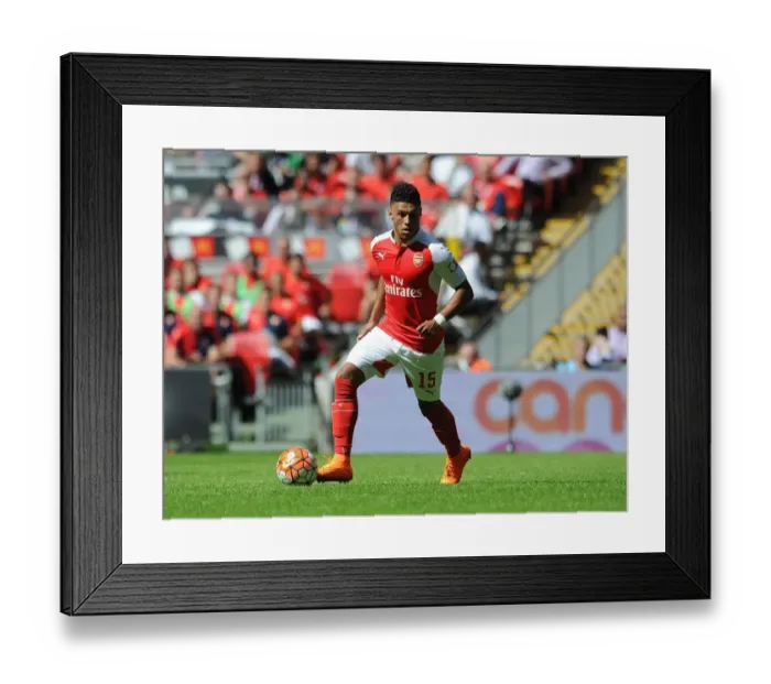 Framed Print : Alex Oxlade-Chamberlain in Action: Arsenal vs. Chelsea - FA Community Shield 2015 Framed Print : Alex Oxlade-Chamberlain in Action: Arsenal vs. Chelsea - FA Community Shield 2015