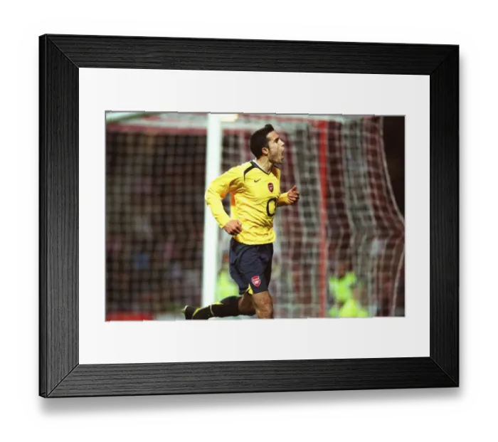 Framed Print : Sunderland v Arsenal 2005-6 (Carling Cup Framed Print : Sunderland v Arsenal 2005-6 (Carling Cup