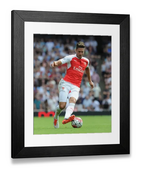 Framed Print : Olivier Giroud in Action: Arsenal vs. West Ham United (2015-16) Framed Print : Olivier Giroud in Action: Arsenal vs. West Ham United (2015-16)