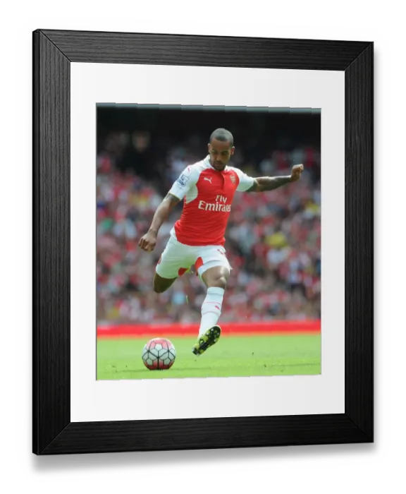 Framed Print : Theo Walcott in Action: Arsenal vs. West Ham United (2015-16)