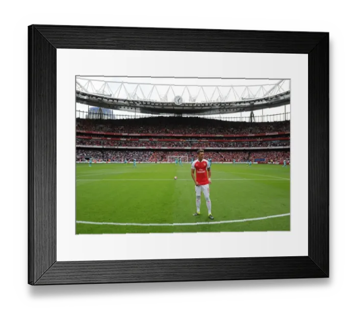 Framed Print : Mesut Ozil Readies for Battle: Arsenal vs West Ham United (2015-16)
