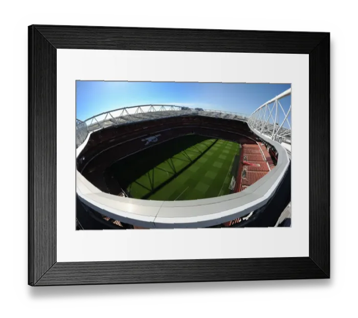 Framed Print : Arsenal vs West Ham United: 2015-16 Premier League Showdown at Emirates Stadium