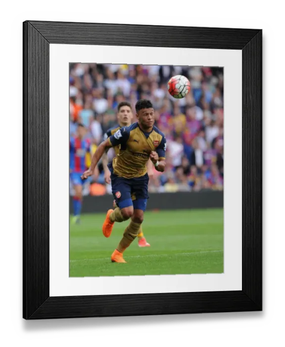 Framed Print : Arsenal's Oxlade-Chamberlain in Action: Crystal Palace vs Arsenal (2015-16) Framed Print : Arsenal's Oxlade-Chamberlain in Action: Crystal Palace vs Arsenal (2015-16)