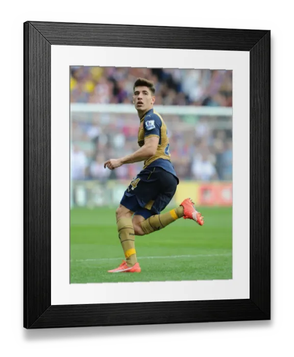 Framed Print : Hector Bellerin in Action: Arsenal vs. Crystal Palace, Premier League 2015-16 Framed Print : Hector Bellerin in Action: Arsenal vs. Crystal Palace, Premier League 2015-16