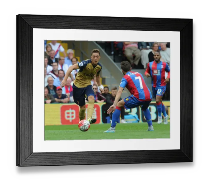 Framed Print : Mesut Ozil Under Pressure: A Battle in the Premier League - Crystal Palace vs. Arsenal, 2015-16 Framed Print : Mesut Ozil Under Pressure: A Battle in the Premier League - Crystal Palace vs. Arsenal, 2015-16