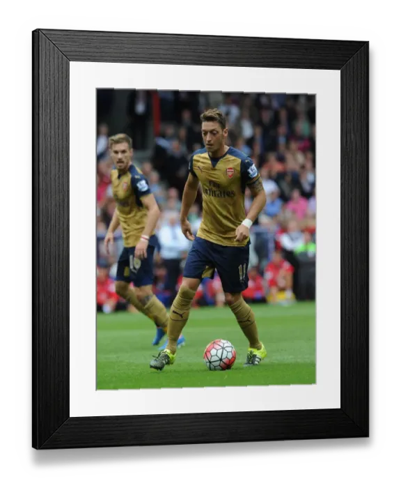 Framed Print : Mesut Ozil in Action: Premier League 2015-16 - Arsenal vs. Crystal Palace
