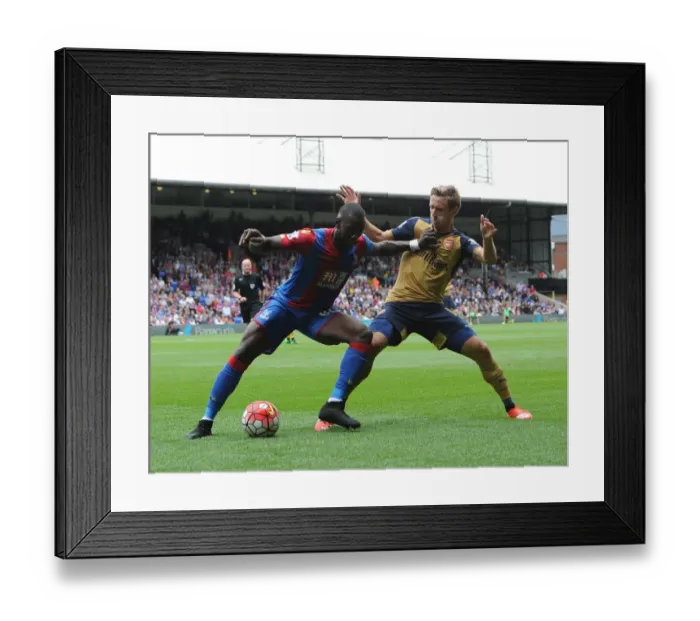 Framed Print : Monreal vs Bolasie: Intense Clash in Crystal Palace vs Arsenal, Premier League 2015-16 Framed Print : Monreal vs Bolasie: Intense Clash in Crystal Palace vs Arsenal, Premier League 2015-16