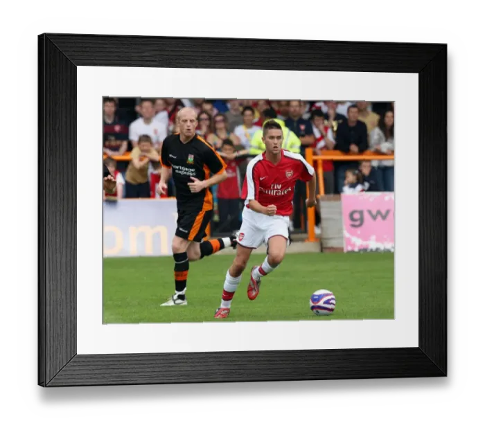 Framed Print : Henri Lansbury (Arsenal) Neal Bishop (Barnet)