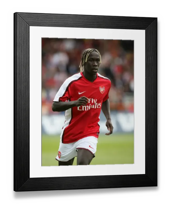 Framed Print : Bacary Sagna in Action: Arsenal's Win over Barnet (2008) Framed Print : Bacary Sagna in Action: Arsenal's Win over Barnet (2008)