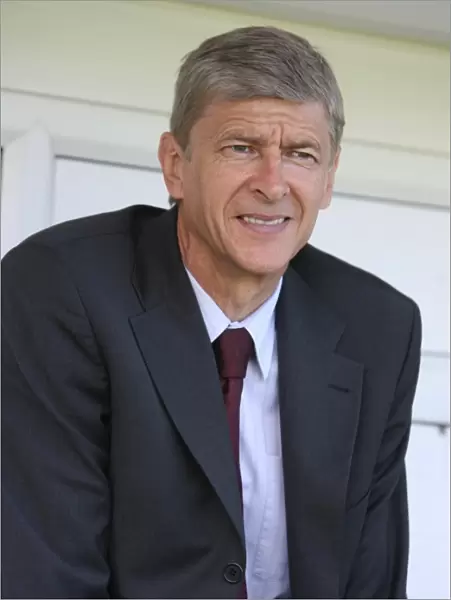 Arsene Wenger Leads Arsenal to Pre-Season Victory: Barnet 1-2 Arsenal (2008)