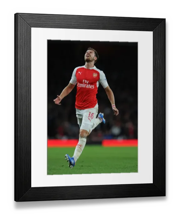 Framed Print : Ramsey in Action: Arsenal vs Liverpool, Premier League 2015 / 16 Framed Print : Ramsey in Action: Arsenal vs Liverpool, Premier League 2015 / 16