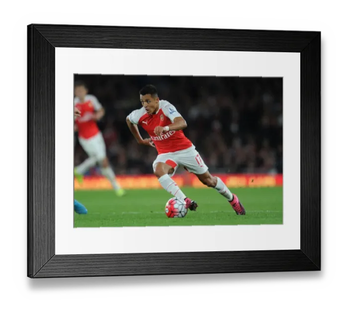 Framed Print : Clash of Titans: Arsenal vs Liverpool - Premier League Showdown (2015 / 16)