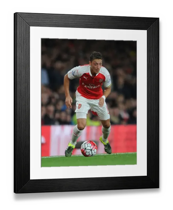 Framed Print : Mesut Ozil in Action: Arsenal vs. Liverpool, Premier League 2015 / 16