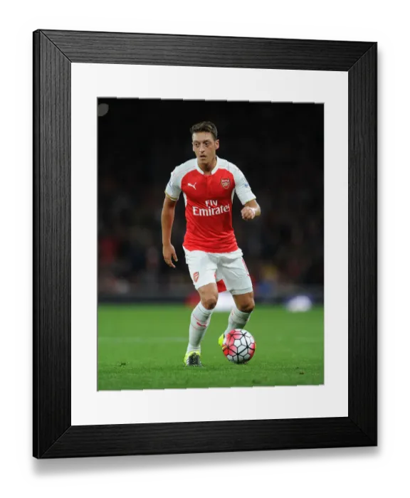 Framed Print : Mesut Ozil in Action: Arsenal vs. Liverpool, Premier League 2015 / 16 Framed Print : Mesut Ozil in Action: Arsenal vs. Liverpool, Premier League 2015 / 16