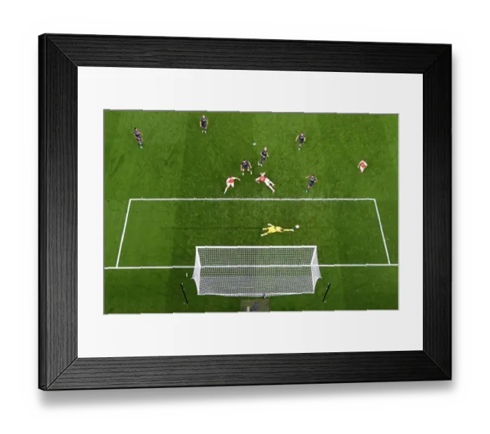 Framed Print : Thwarted Goal: Olivier Giroud vs. Simon Mignolet - Arsenal vs. Liverpool, Premier League 2015 / 16 Framed Print : Thwarted Goal: Olivier Giroud vs. Simon Mignolet - Arsenal vs. Liverpool, Premier League 2015 / 16