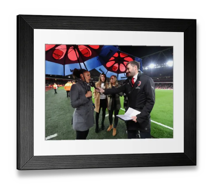 Framed Print : Arsenal vs. Liverpool: Alex Scott's Half Time Interview (2015 / 16)