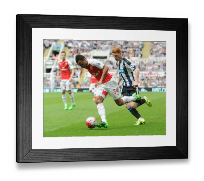 Framed Print : Coquelin vs Colback: A Midfield Battle - Arsenal vs Newcastle United, 2015-16 Premier League Framed Print : Coquelin vs Colback: A Midfield Battle - Arsenal vs Newcastle United, 2015-16 Premier League