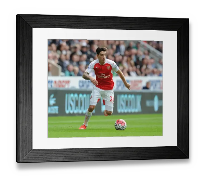 Framed Print : Hector Bellerin in Action: Arsenal vs. Newcastle United, Premier League 2015-16 Framed Print : Hector Bellerin in Action: Arsenal vs. Newcastle United, Premier League 2015-16