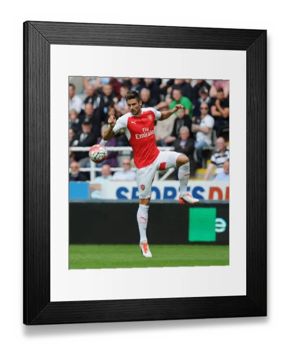 Framed Print : Giroud in Action: Arsenal vs. Newcastle United, Premier League 2015-16