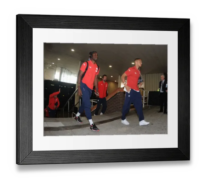 Framed Print : Arsenal Players Approach St. James Park for Newcastle Clash (2015-16 Premier League) Framed Print : Arsenal Players Approach St. James Park for Newcastle Clash (2015-16 Premier League)
