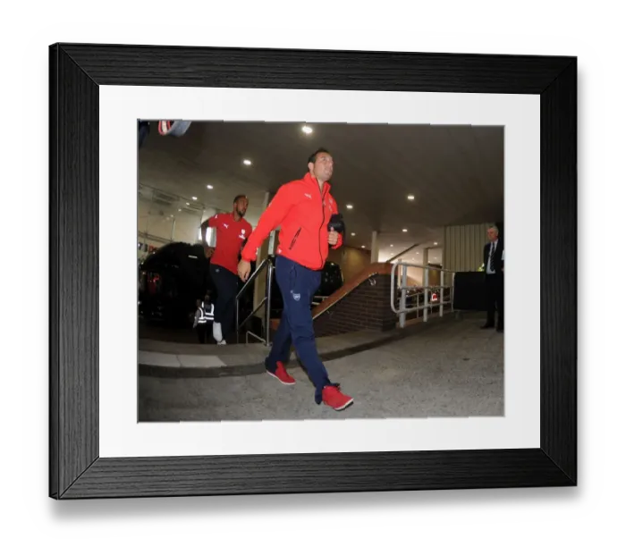 Framed Print : Santi Cazorla's Arrival: Newcastle United vs. Arsenal, 2015-16 Premier League