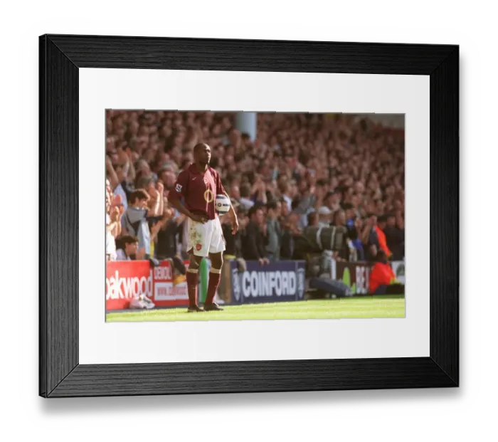 Framed Print : Lauren (Arsenal) Framed Print : Lauren (Arsenal)