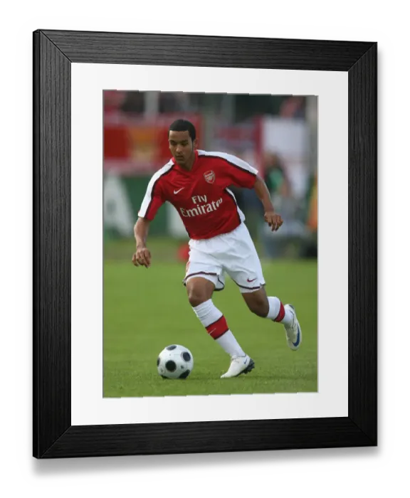 Framed Print : Theo Walcott in Action: Szombathely vs. Arsenal, 2008 (1:1)