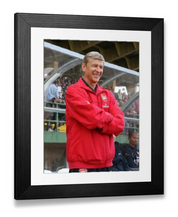 Framed Print : Arsene Wenger Leading Arsenal: The 1:1 Battle at Szombathely, 2008 Framed Print : Arsene Wenger Leading Arsenal: The 1:1 Battle at Szombathely, 2008