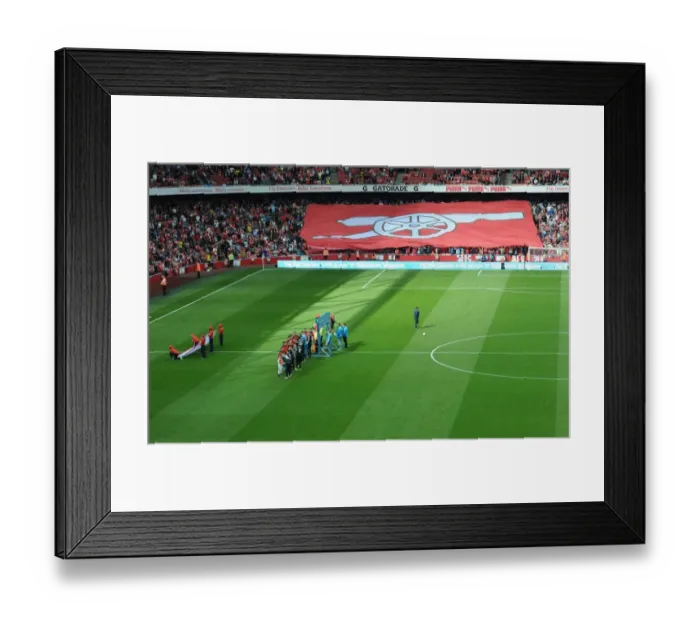 Framed Print : Arsenal Fans United: A Sea of Red at Arsenal vs Stoke City, Premier League 2015-16