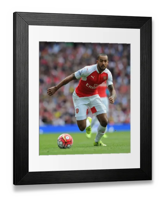 Framed Print : Theo Walcott in Action: Arsenal vs Stoke City, Premier League 2015-16