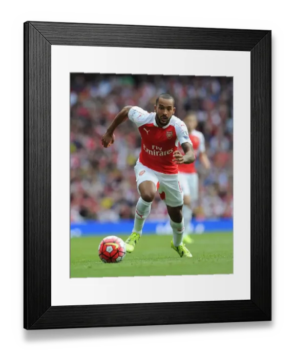 Framed Print : Theo Walcott in Action: Arsenal vs Stoke City, Premier League 2015-16