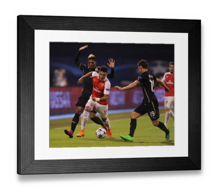 Framed Print : Clash of Talents: Oxlade-Chamberlain vs Fernandes & Pjaca - Arsenal vs Dinamo Zagreb, UEFA Champions League Framed Print : Clash of Talents: Oxlade-Chamberlain vs Fernandes & Pjaca - Arsenal vs Dinamo Zagreb, UEFA Champions League