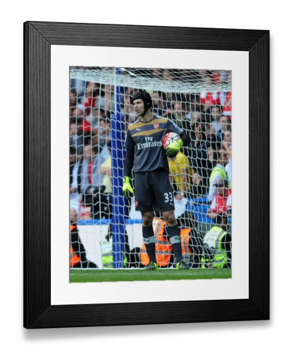 Framed Print : Petr Cech: Clash of the Goalkeepers - Chelsea vs Arsenal (2015-16) Framed Print : Petr Cech: Clash of the Goalkeepers - Chelsea vs Arsenal (2015-16)
