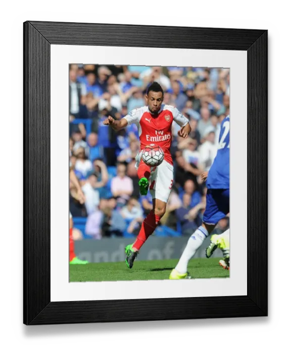 Framed Print : In the Heart of the Battle: Francis Coquelin at Chelsea vs Arsenal, Premier League 2015-16 Framed Print : In the Heart of the Battle: Francis Coquelin at Chelsea vs Arsenal, Premier League 2015-16