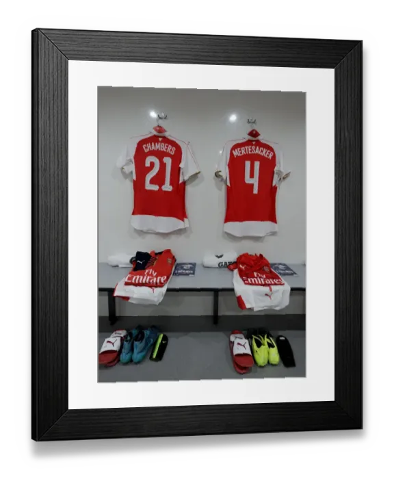 Framed Print : Arsenal Players Gear Up for Tottenham Showdown in Capital One Cup Framed Print : Arsenal Players Gear Up for Tottenham Showdown in Capital One Cup