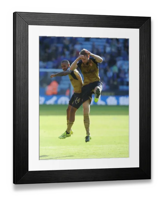 Framed Print : Arsenal's Victory Celebration: Leicester City 2015 / 16 Premier League