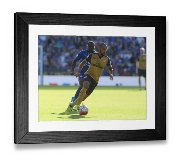 Framed Print : Theo Walcott in Action: Leicester City vs. Arsenal, Premier League 2015 / 16