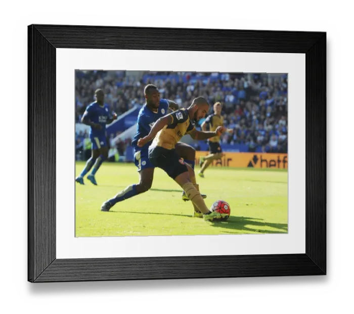 Framed Print : Theo Walcott's Electrifying Run: Arsenal vs. Leicester City, Premier League 2015 / 16