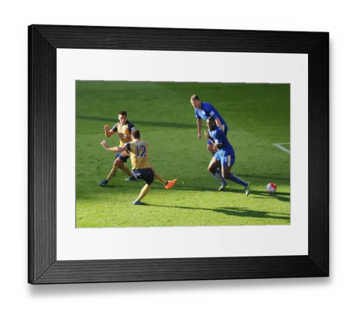 Framed Print : Thunderbolt Goal: Olivier Giroud Scores Past Wes Morgan (Leicester City vs. Arsenal, 2015 / 16 Premier League)