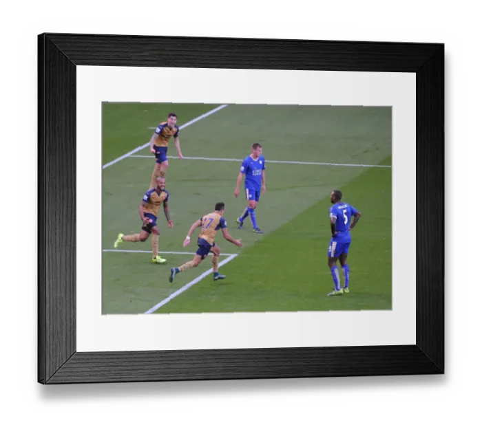 Framed Print : Alexis Sanchez celebrates scoring his 1st goal, Arsenals 2nd. Leicester City 2