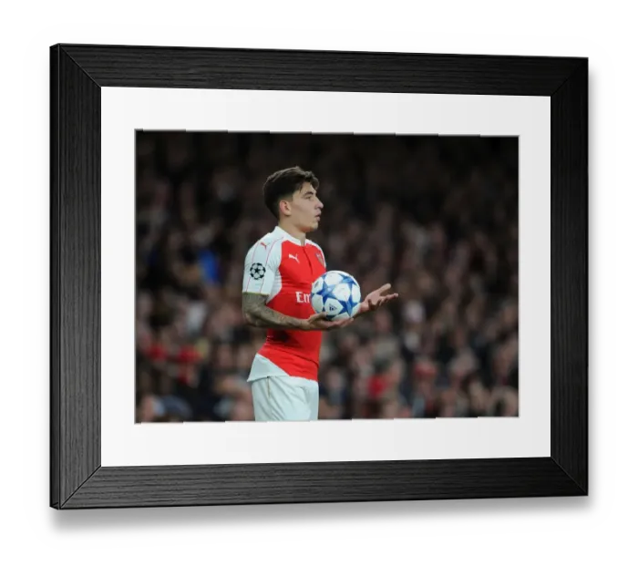 Framed Print : Bellerin Stands Firm Against Olympiacos in Arsenal's 2015 Champions League Battle