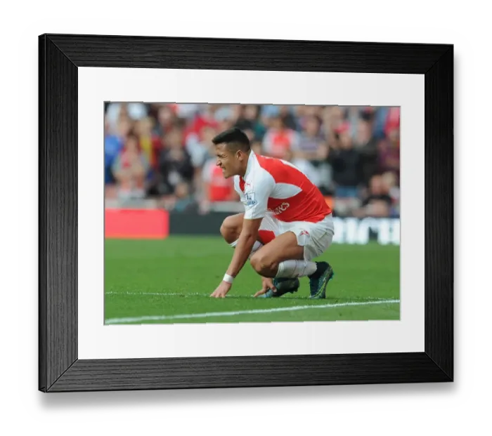 Framed Print : Alexis Sanchez in Action: Arsenal vs Manchester United (Premier League 2015 / 16) Framed Print : Alexis Sanchez in Action: Arsenal vs Manchester United (Premier League 2015 / 16)