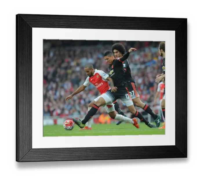 Framed Print : Walcott vs Smalling: A Premier League Showdown - Arsenal vs Manchester United (2015 / 16) Framed Print : Walcott vs Smalling: A Premier League Showdown - Arsenal vs Manchester United (2015 / 16)
