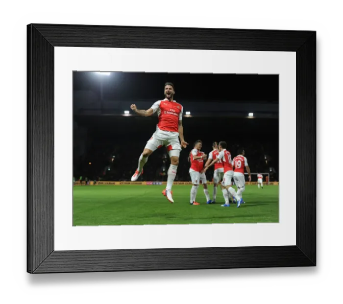 Framed Print : Olivier Giroud Scores Arsenal's Second Goal Against Watford (2015 / 16)