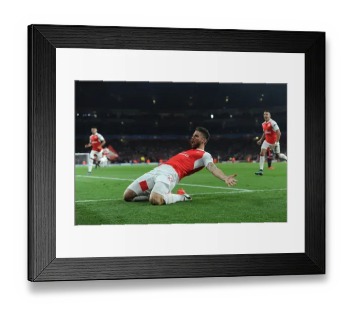 Framed Print : Arsenal's Olivier Giroud Scores Thrilling Goal Against FC Bayern Munchen in the UEFA Champions League Framed Print : Arsenal's Olivier Giroud Scores Thrilling Goal Against FC Bayern Munchen in the UEFA Champions League