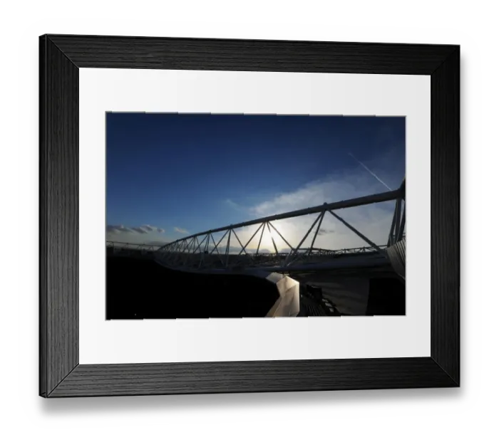 Framed Print : Arsenal vs. Bayern Munich: Emirates Stadium - UEFA Champions League Showdown (2015) Framed Print : Arsenal vs. Bayern Munich: Emirates Stadium - UEFA Champions League Showdown (2015)