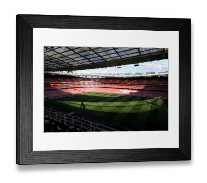 Framed Print : Arsenal vs. Bayern Munich: Emirates Stadium - UEFA Champions League Showdown (2015) Framed Print : Arsenal vs. Bayern Munich: Emirates Stadium - UEFA Champions League Showdown (2015)