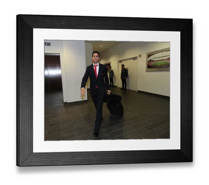 Framed Print : Mikel Arteta at Emirates Stadium: Arsenal FC vs. FC Bayern Munchen - UEFA Champions League 2015 / 16 Framed Print : Mikel Arteta at Emirates Stadium: Arsenal FC vs. FC Bayern Munchen - UEFA Champions League 2015 / 16